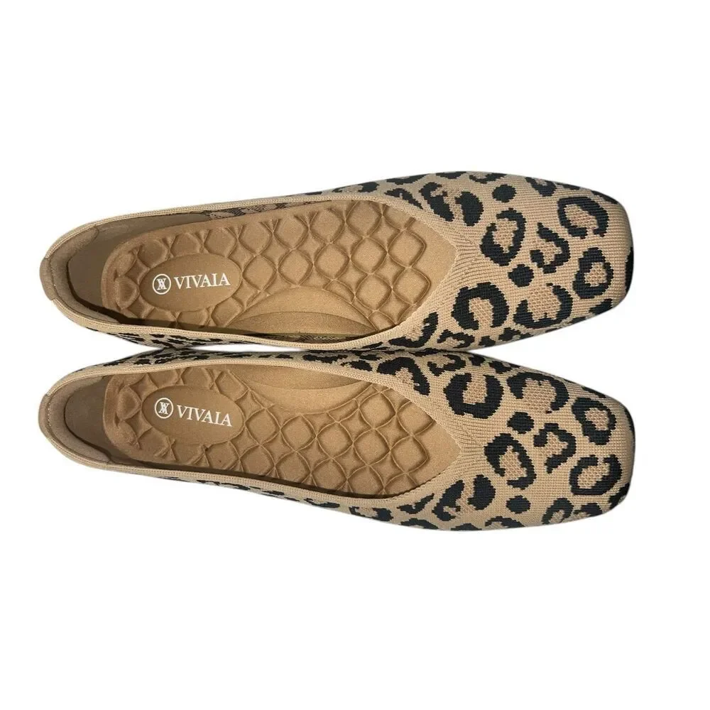 Leopard Print Women's Ballet Flats - Tan/Black
